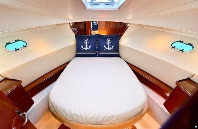 Jeanneau Prestige 36 fly