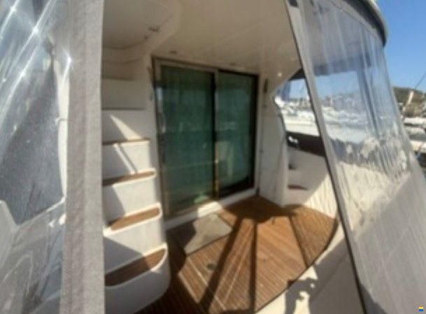 Jeanneau Prestige 36 fly