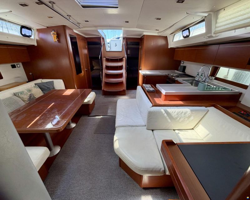Beneteau Oceanis 51.1