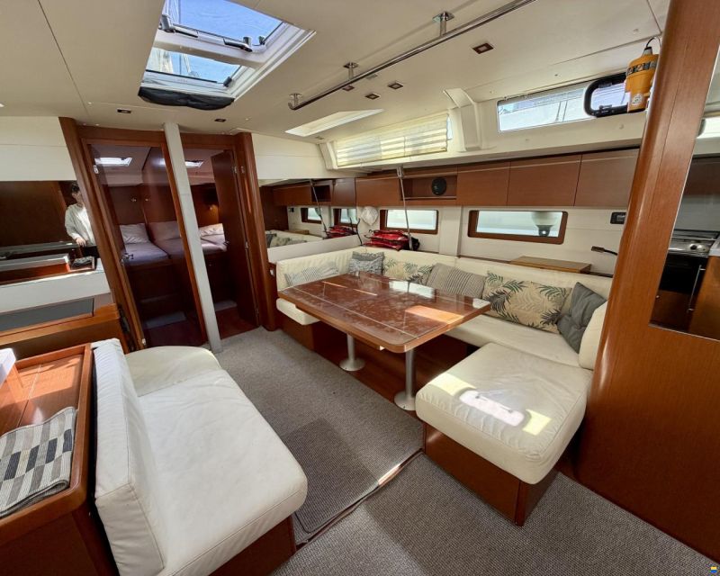 Beneteau Oceanis 51.1
