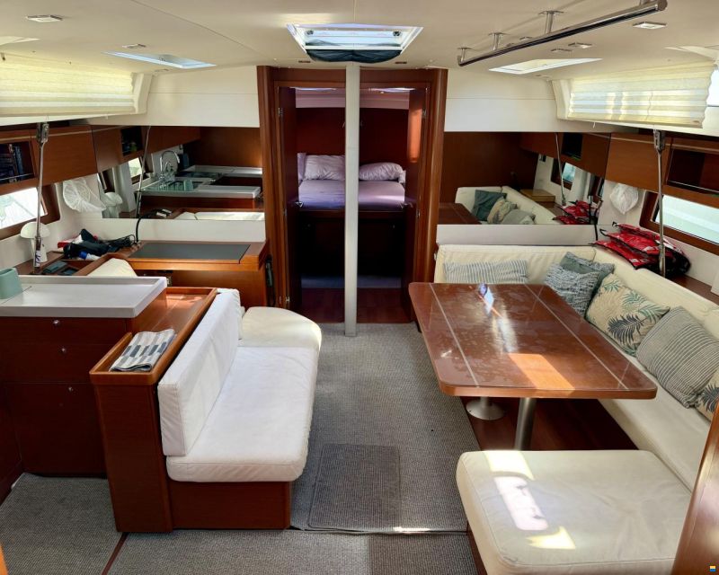 Beneteau Oceanis 51.1