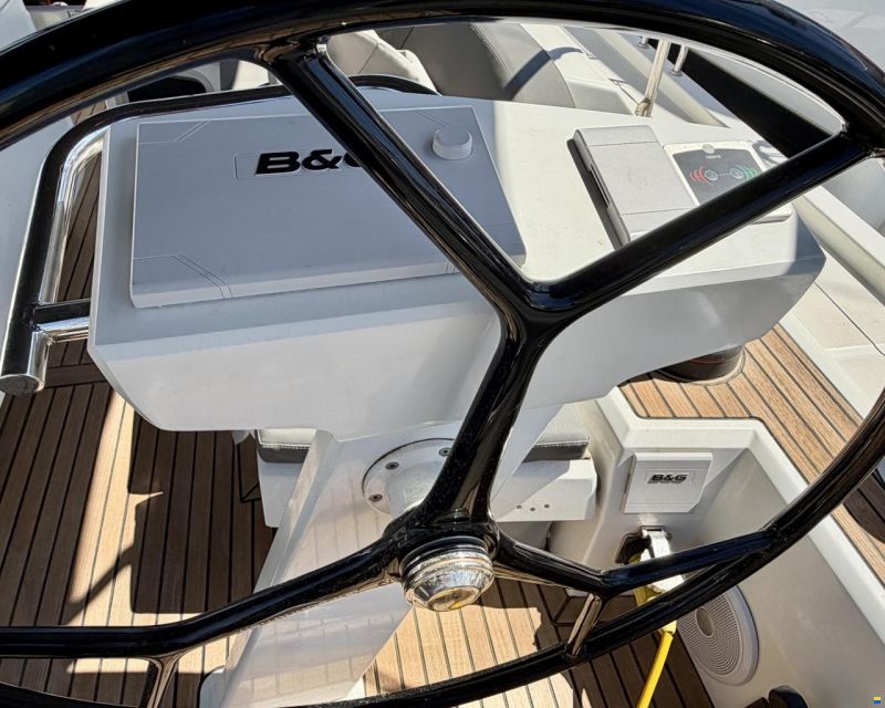 Beneteau Oceanis 51.1