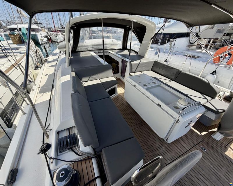 Beneteau Oceanis 51.1