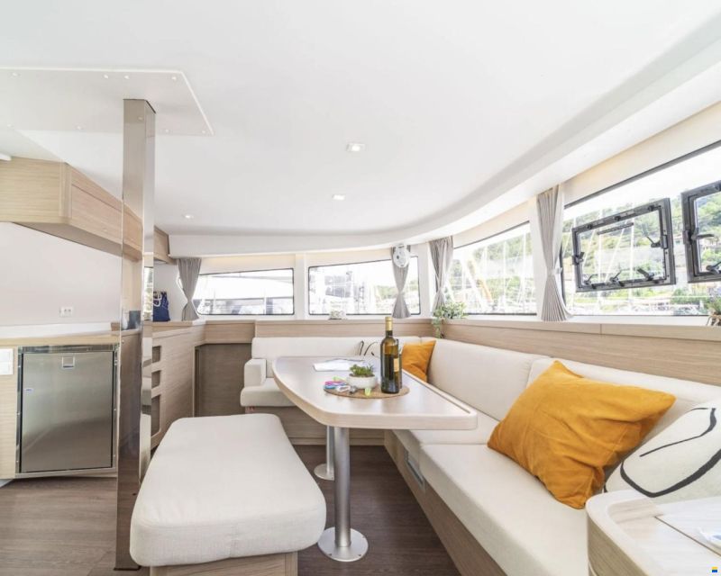 Lagoon 42