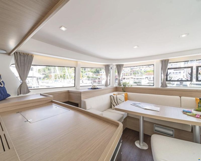 Lagoon 42