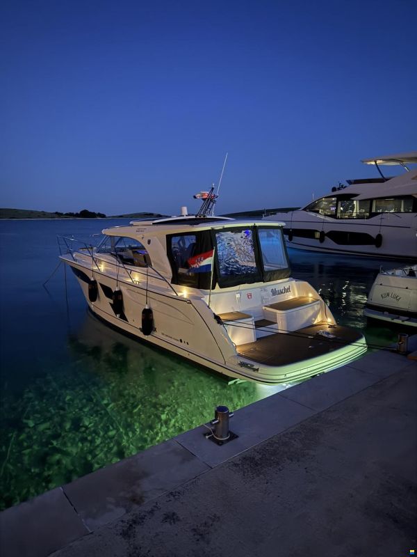 Marex 360 CC