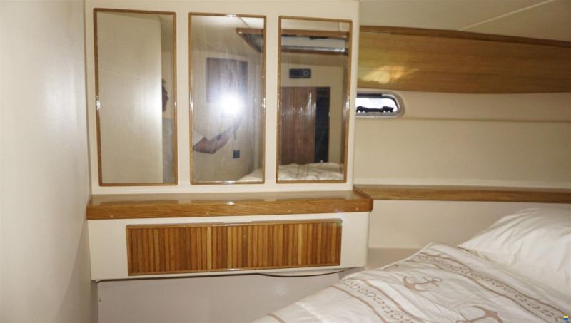 Bertram Yacht Bertram 37 Convertible