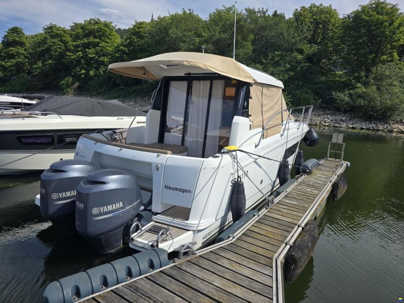 Jeanneau Merry Fisher 855