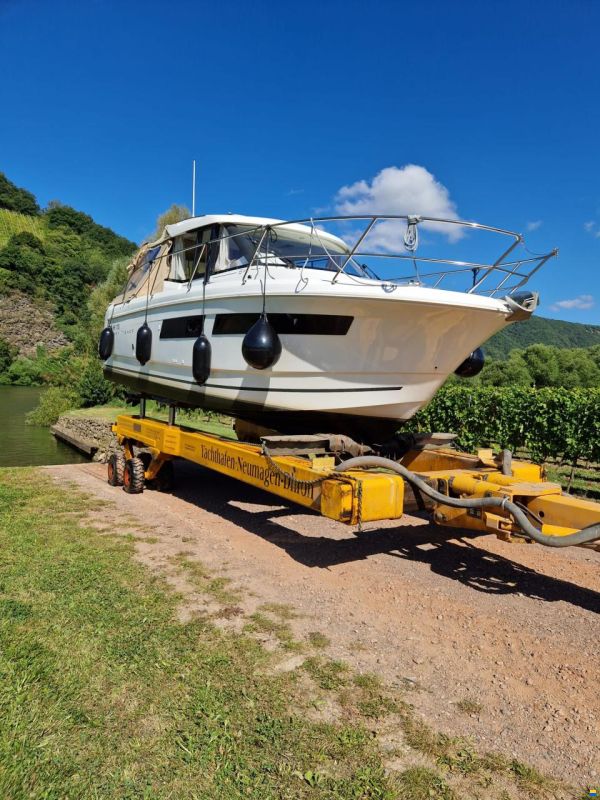 Jeanneau Merry Fisher 855