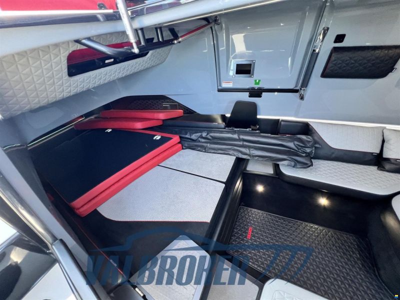 Axopar Brabus 900 Shadow