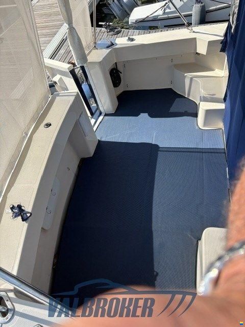 Mainship Pilot 34