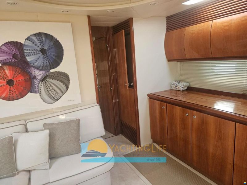 Pershing 54'