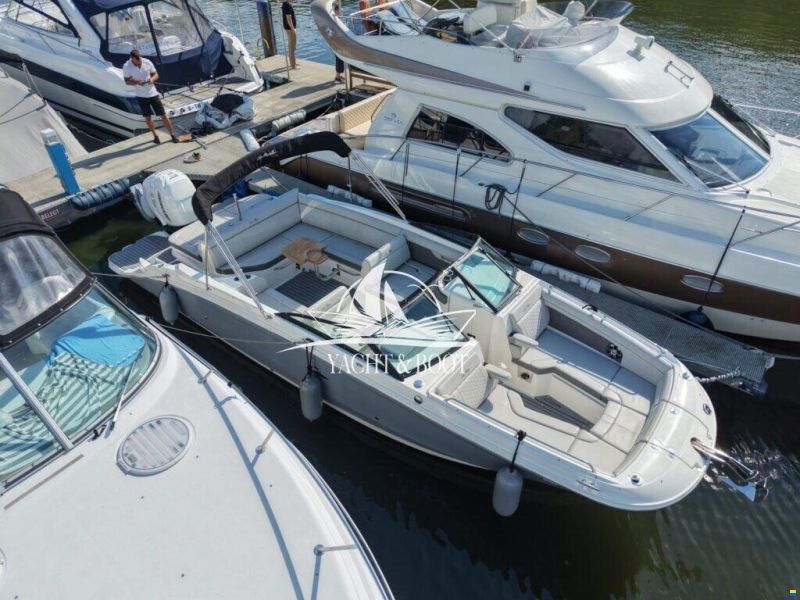 Sea Ray 270 SDX