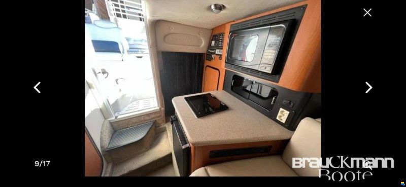 Crownline 315 SCR