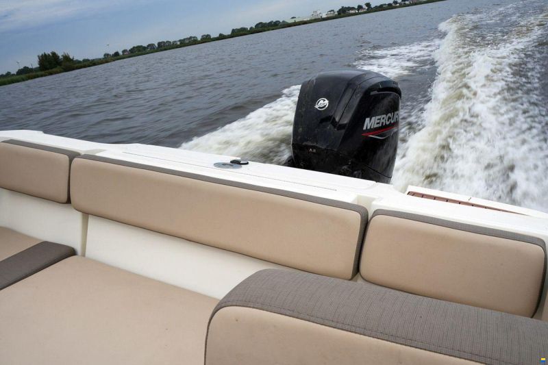 Bayliner VR4