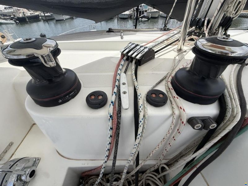 Lagoon 42