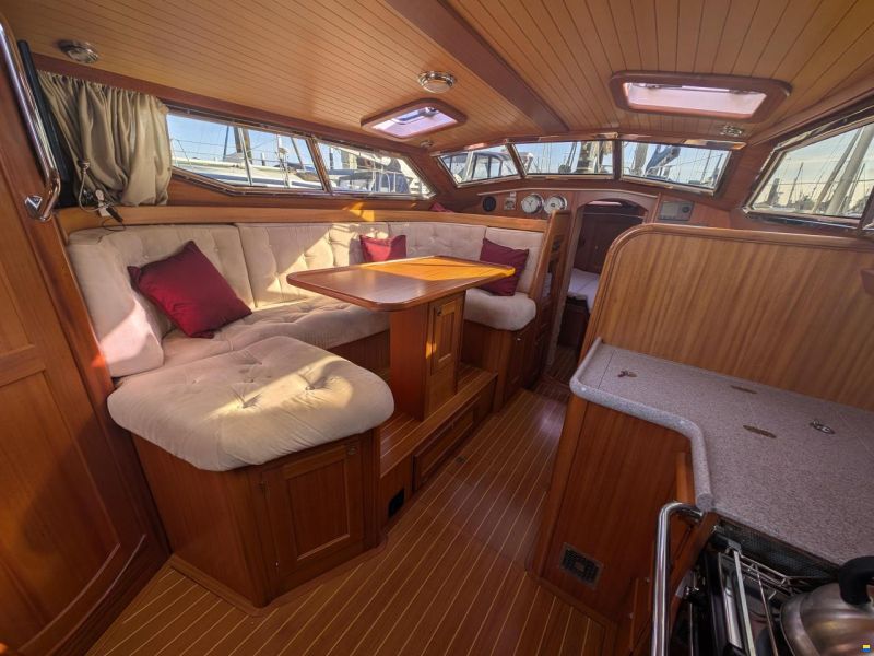 Regina 35