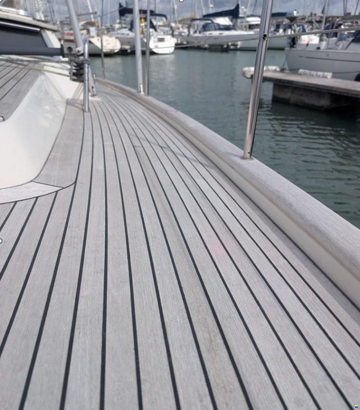 Regina 35