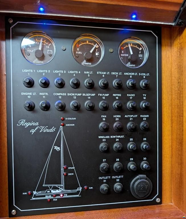 Regina 35