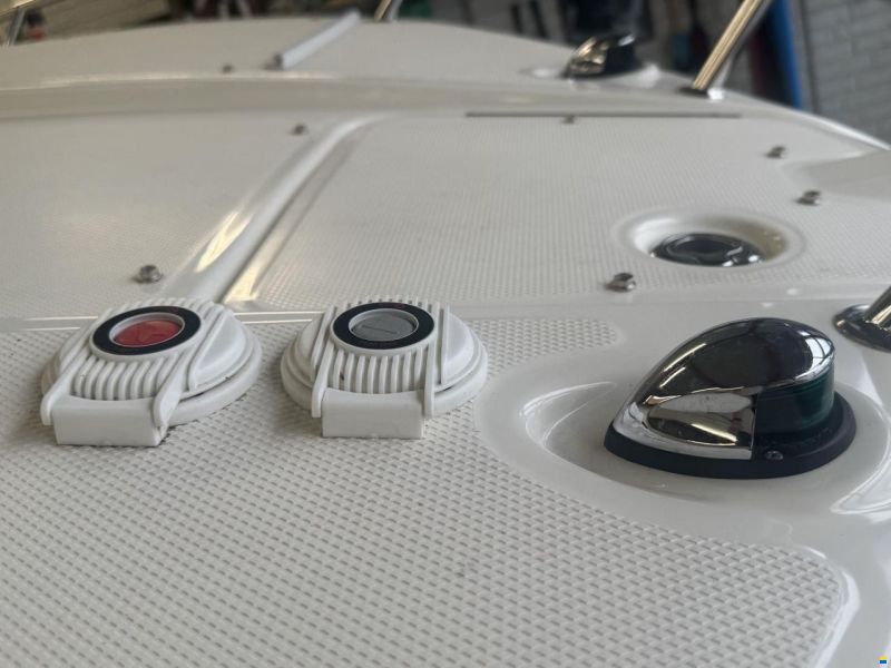 Bayliner VR6 Cuddy med 300 hk Mercruiser-EFI V8 6