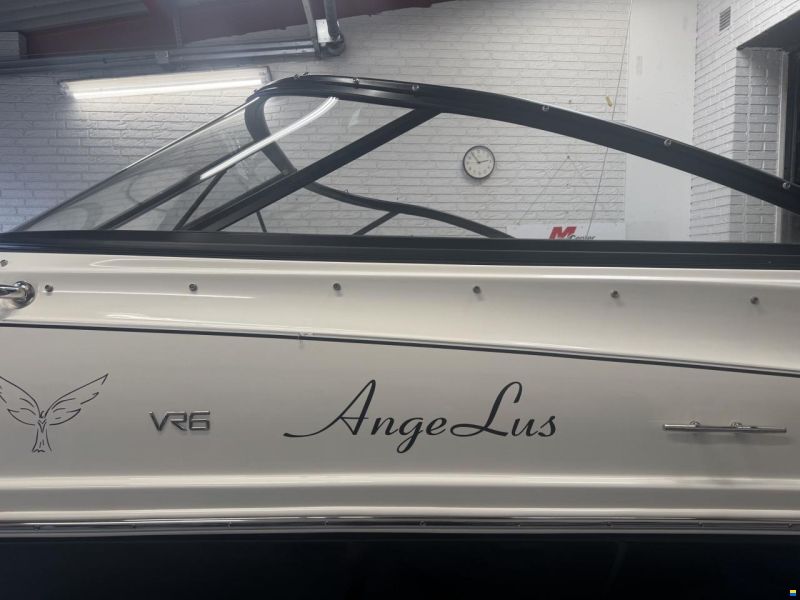 Bayliner VR6 Cuddy med 300 hk Mercruiser-EFI V8 6