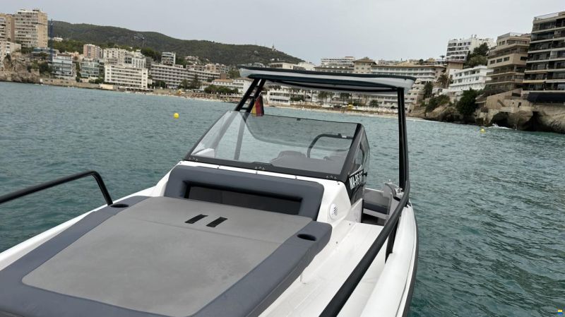 Axopar 25 Cross Top