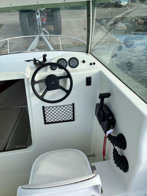Quicksilver 530 Timonier