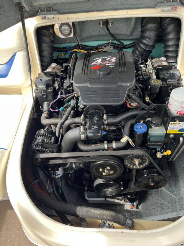 Bayliner Capri 185