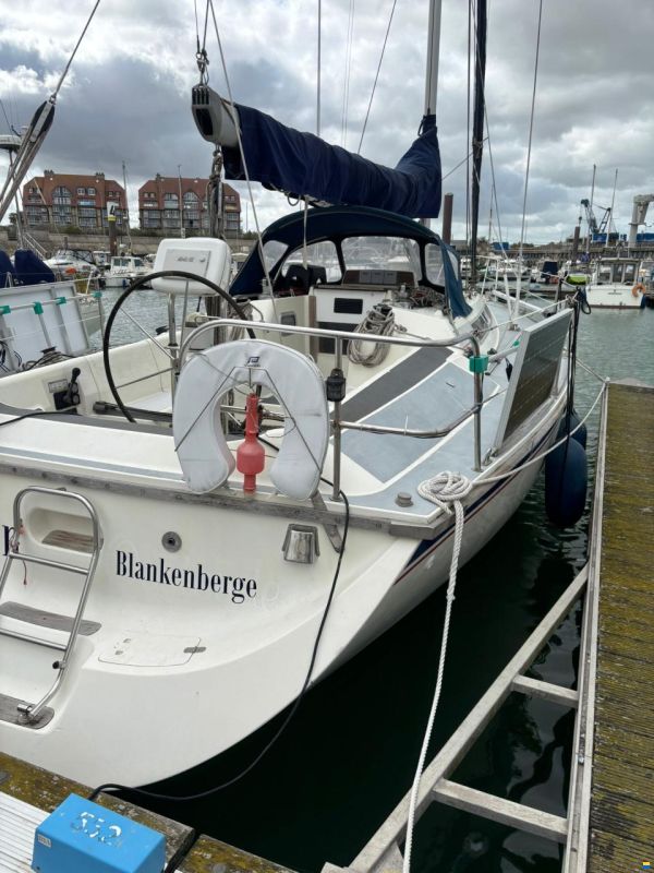 Westerly Typhoon 37