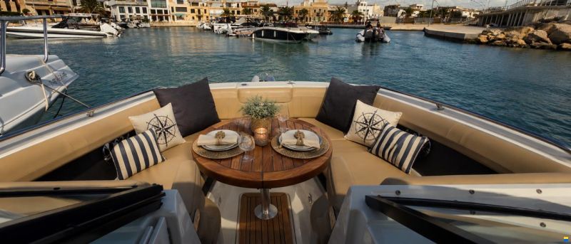 Sea Ray 270 SDX Bowrider voll ausgestattet mit L