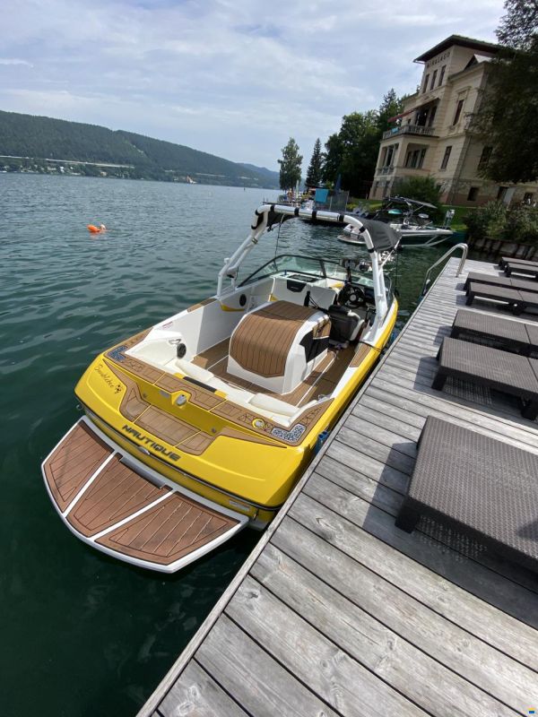Nautique 200
