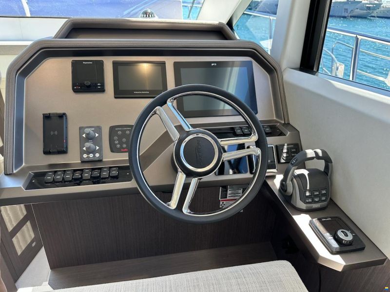 Galeon 460 Fly