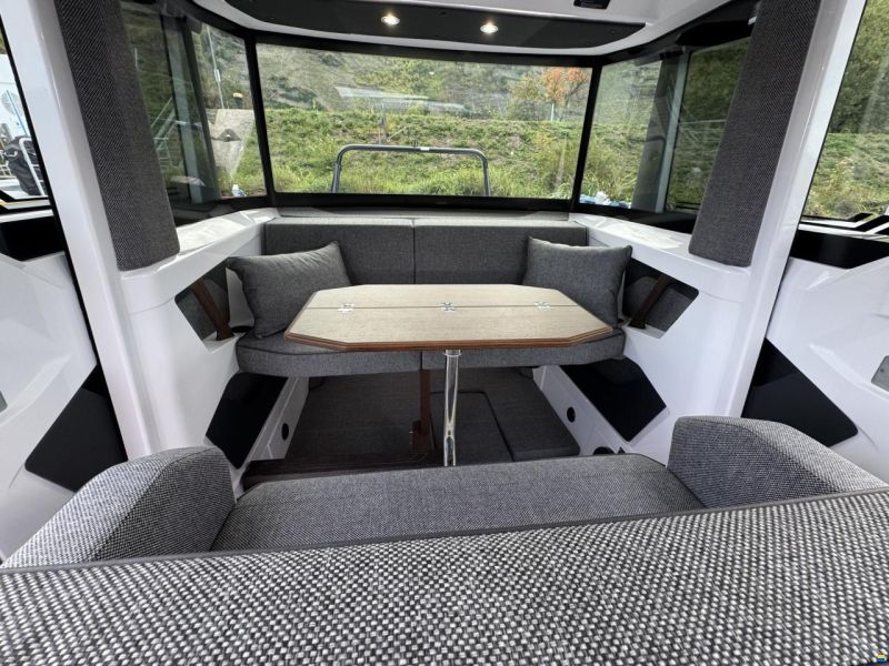 Axopar 29 XC Cross Cabin