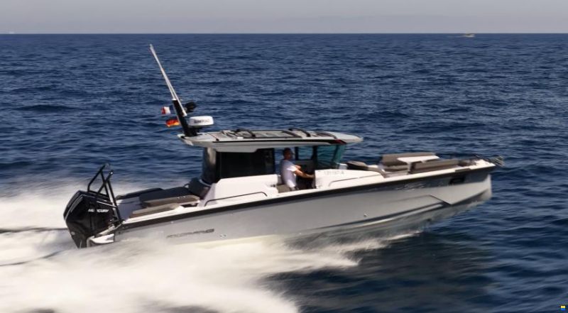 Axopar 29 XC Cross Cabin
