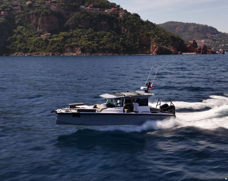 Axopar 29 XC Cross Cabin