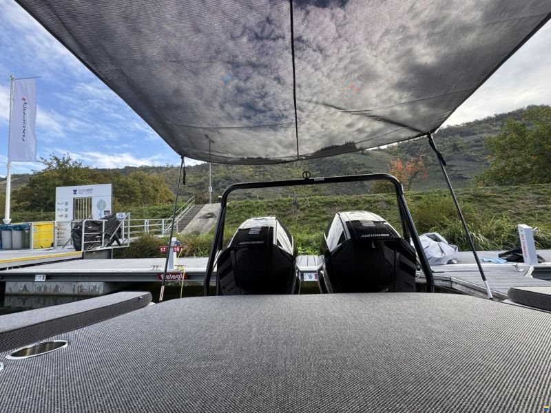 Axopar 29 XC Cross Cabin