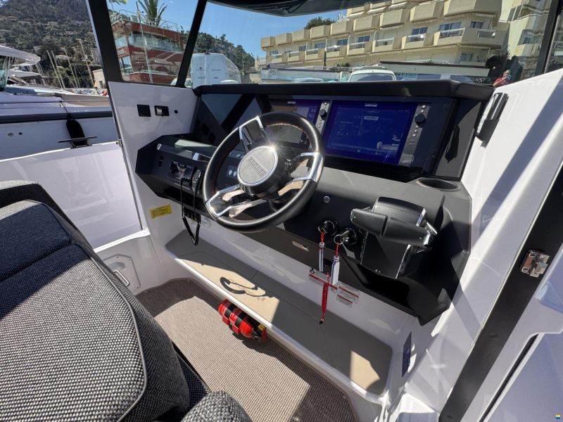 Axopar 29 XC Cross Cabin