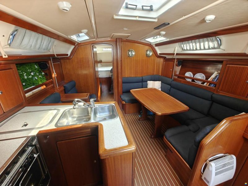 Bavaria 40