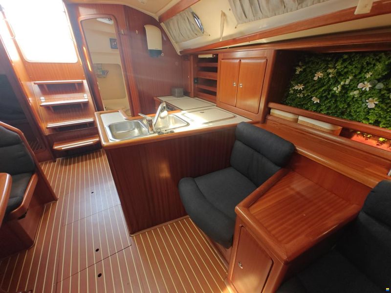 Bavaria 40