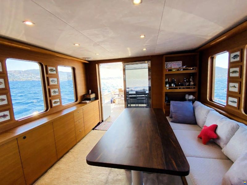 Steel Trawler 21M