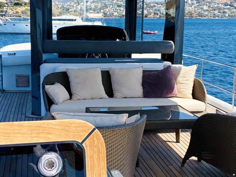 Steel Trawler 21M