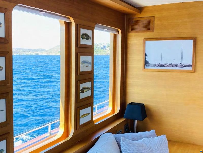 Steel Trawler 21M