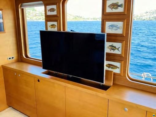Steel Trawler 21M