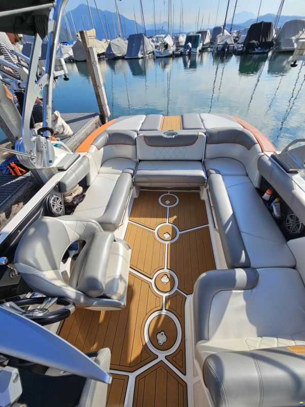 Mastercraft X10