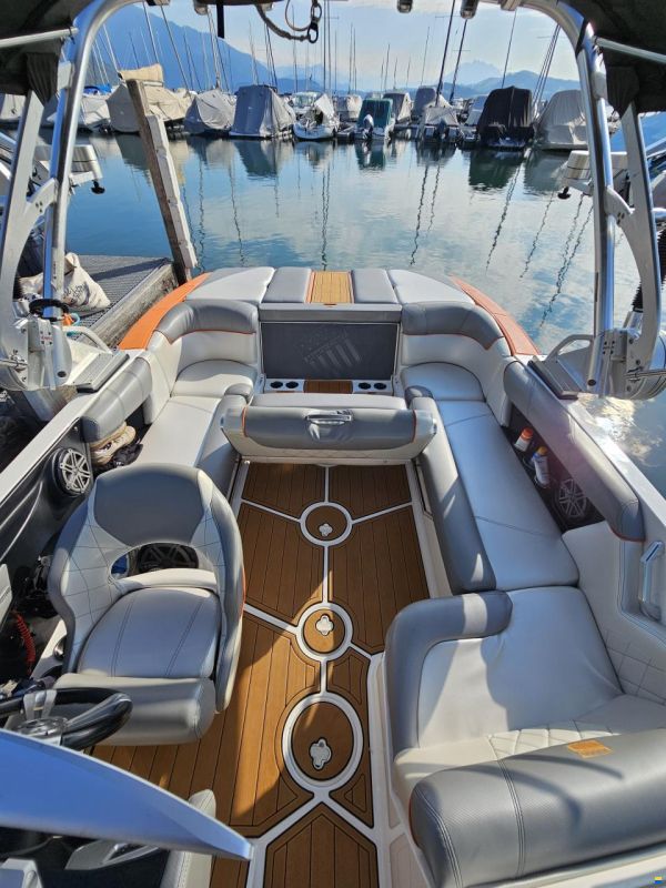 Mastercraft X10