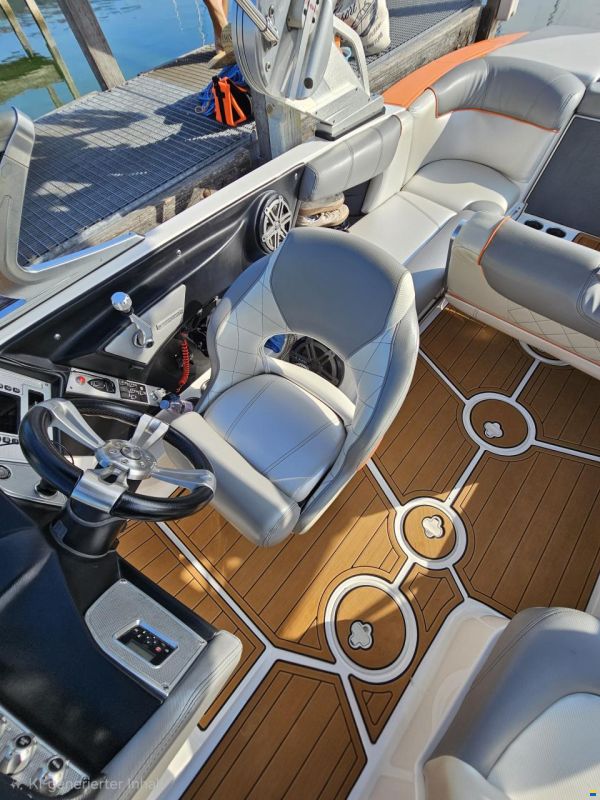 Mastercraft X10