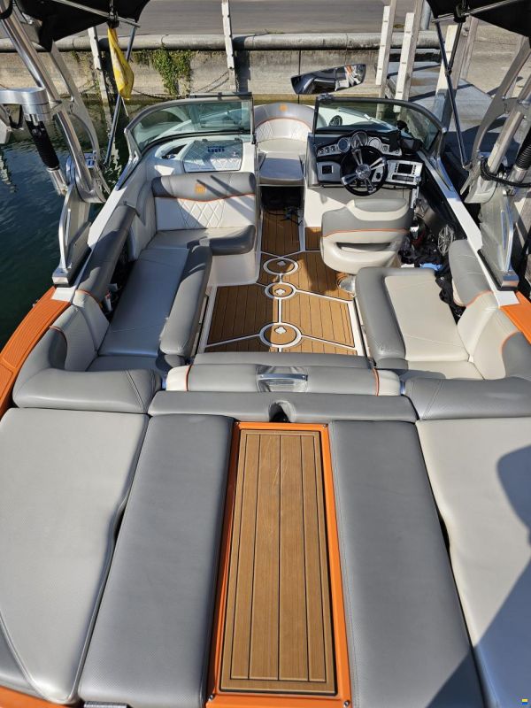 Mastercraft X10
