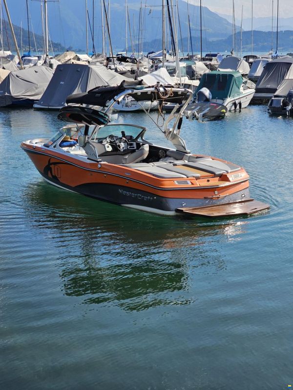Mastercraft X10