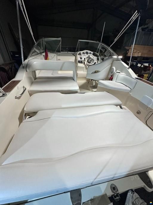 Sea Ray 255 Sundancer