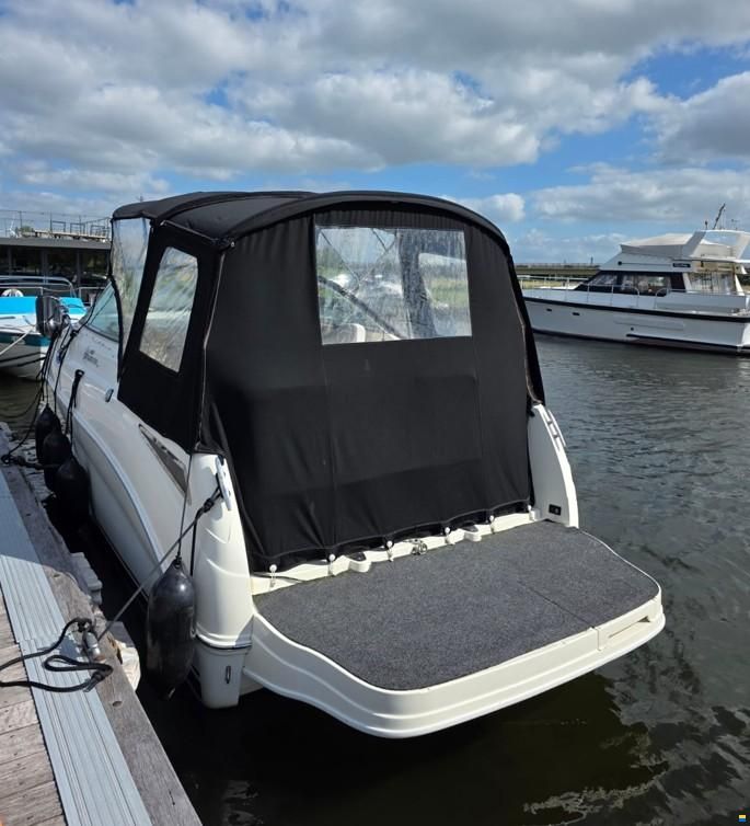 Sea Ray 255 Sundancer